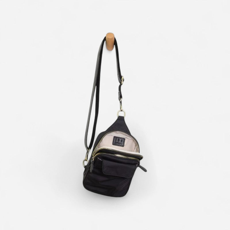 Celia Travel Sling Black