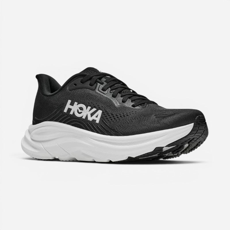 Men's Clifton 11 Black / White
