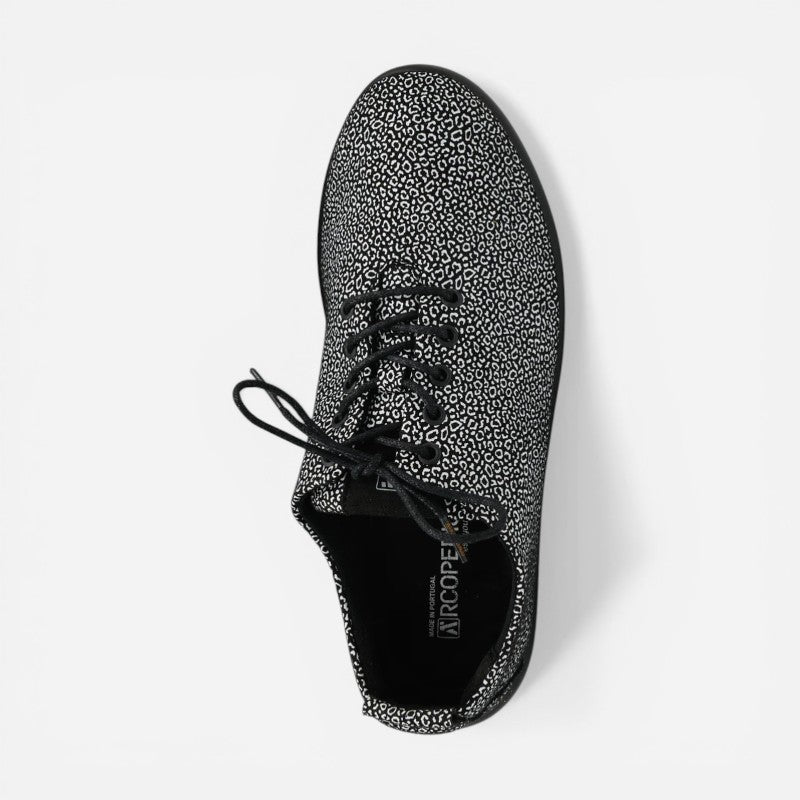 LANIN BLACK SEASHELL