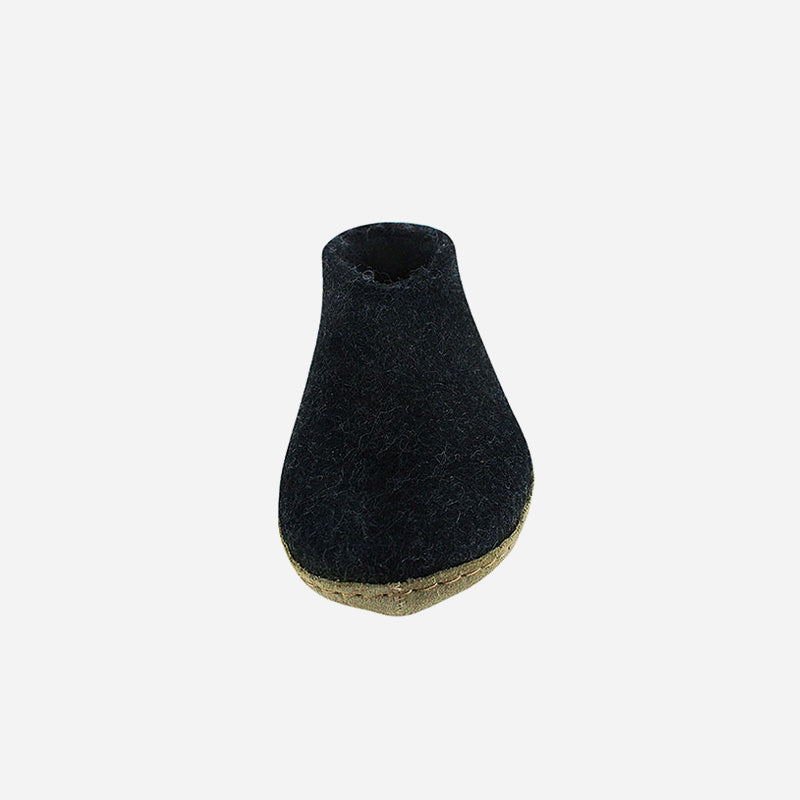 Shoe Charcoal