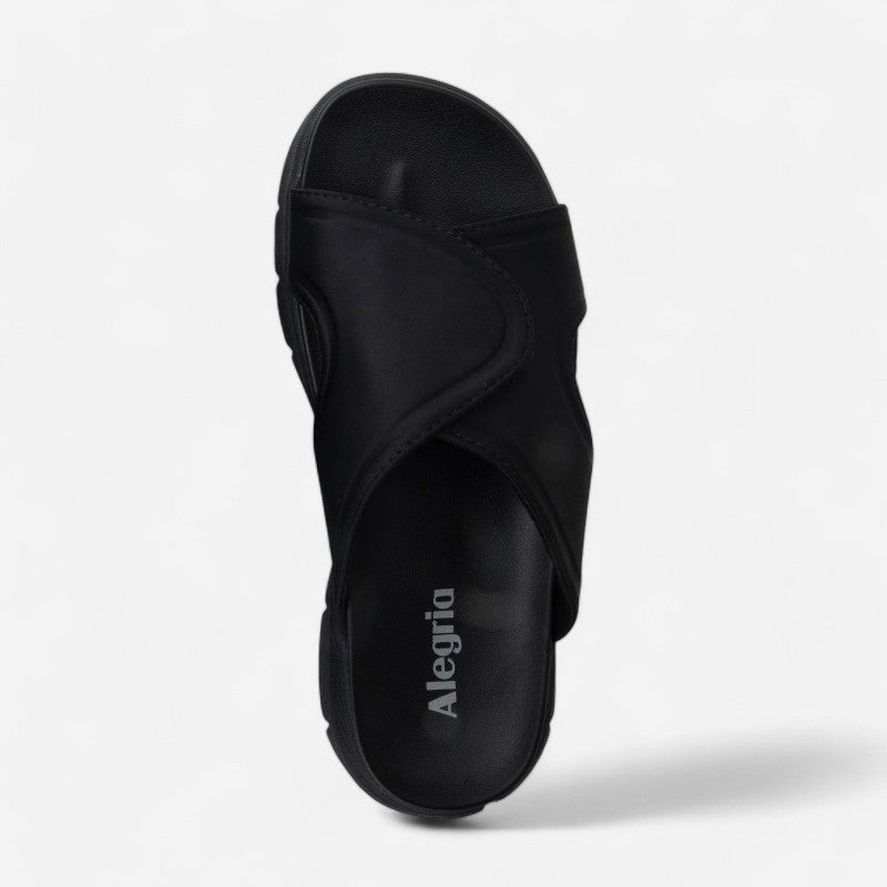 Sunie Black