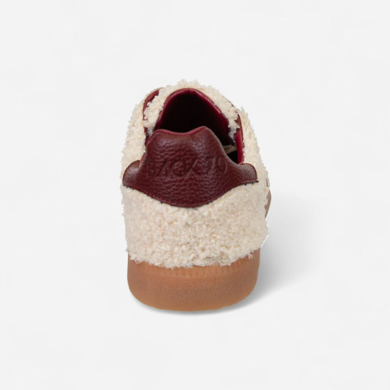 Teddy Butter/Wine